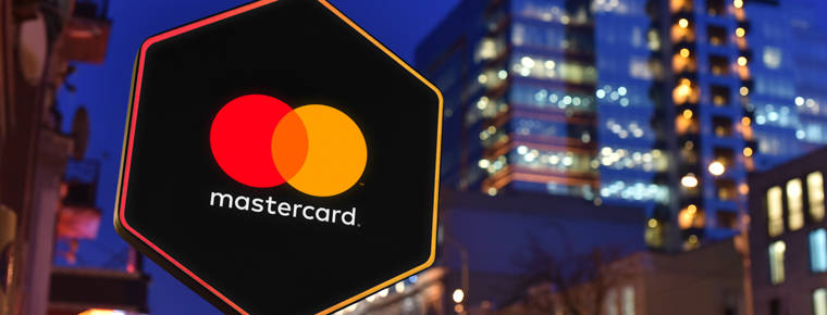 Funder opposes British Mastercard settlement