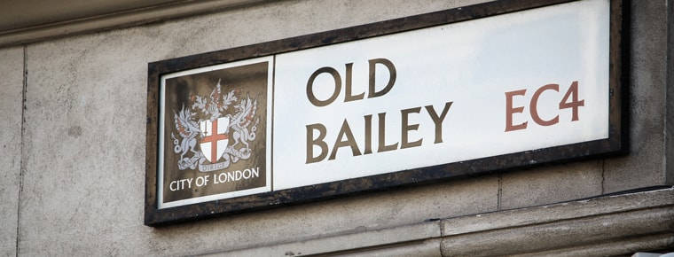Barristers in England and Wales vote for all-out strike