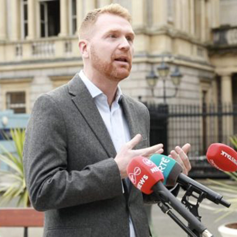 Justice Minister must publish report on criminal legal aid